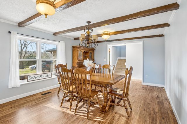 635 Cane Creek Rd, Hohenwald, TN 38462