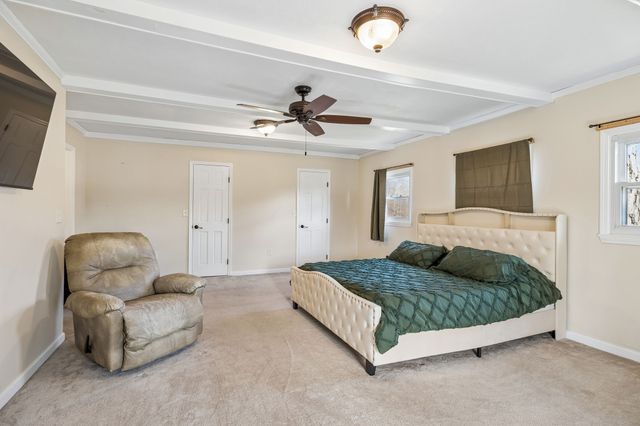 635 Cane Creek Rd, Hohenwald, TN 38462