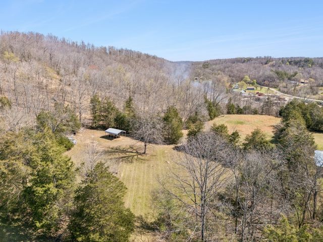 635 Cane Creek Rd, Hohenwald, TN 38462