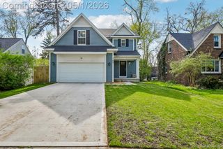 340 Dover Road, Waterford, MI 48328