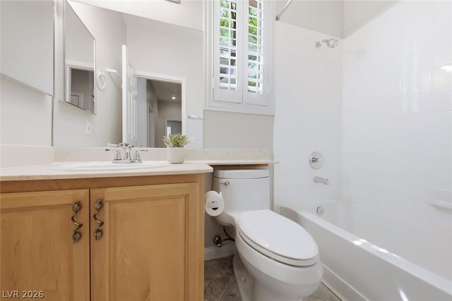 9765 Floweret Avenue, Las Vegas, NV 89117