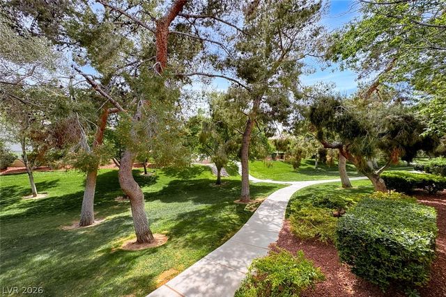 9765 Floweret Avenue, Las Vegas, NV 89117