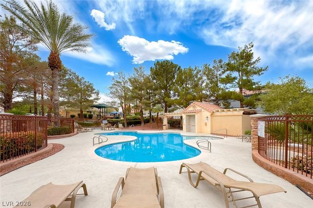 9765 Floweret Avenue, Las Vegas, NV 89117