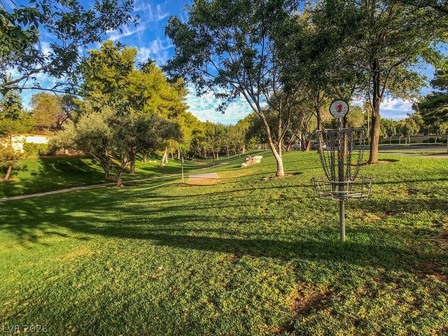 9765 Floweret Avenue, Las Vegas, NV 89117