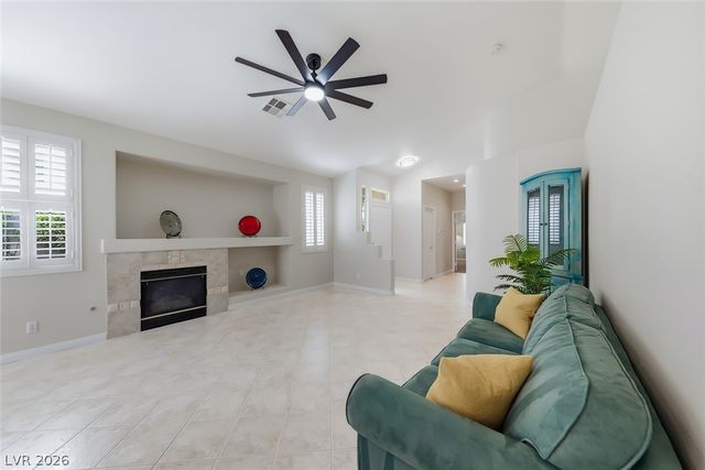 9765 Floweret Avenue, Las Vegas, NV 89117