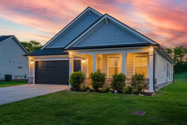 333 Frontier Dr, Clarksville, TN 37043