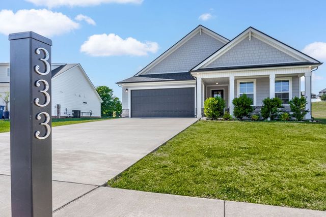 333 Frontier Dr, Clarksville, TN 37043