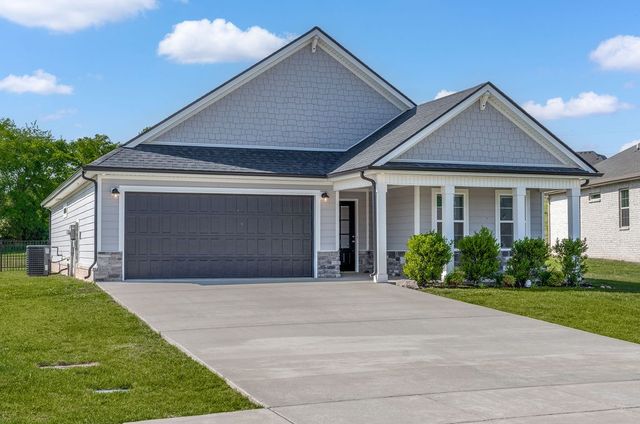 333 Frontier Dr, Clarksville, TN 37043