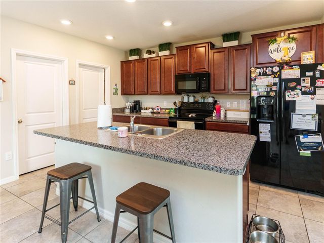 4321 GLOBE THISTLE DRIVE, Tampa, FL 33619