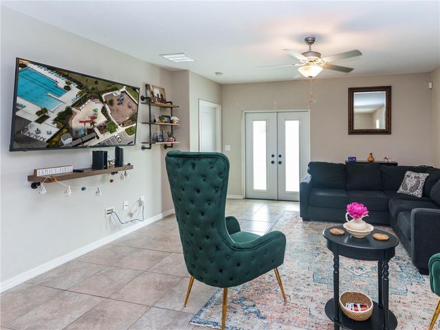 4321 GLOBE THISTLE DRIVE, Tampa, FL 33619