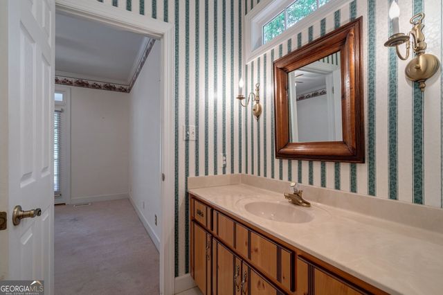 225 Reynolds Drive, Eatonton, GA 31024