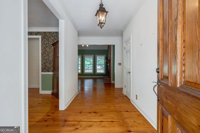 225 Reynolds Drive, Eatonton, GA 31024