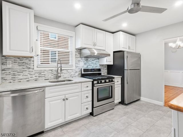 46 Maple St, Bloomfield Twp., NJ 07003