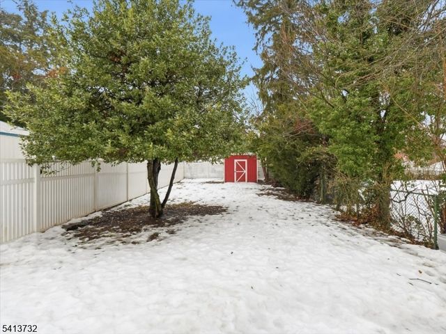 46 Maple St, Bloomfield Twp., NJ 07003