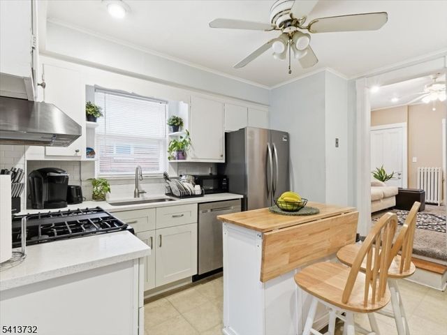 46 Maple St, Bloomfield Twp., NJ 07003