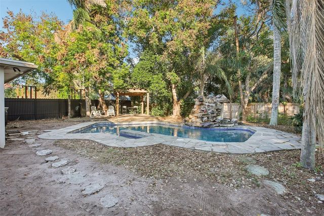 1101 TERRA MAR DRIVE, Tampa, FL 33613