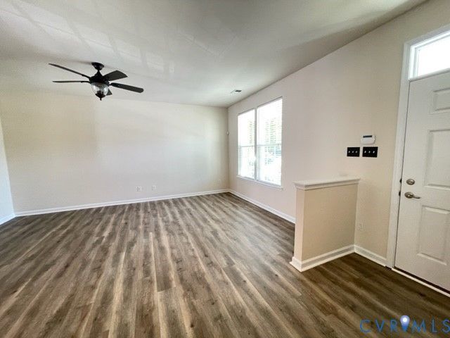 8107 Creekside Village Dr, Mechanicsville, VA 23111