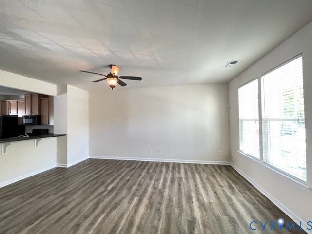8107 Creekside Village Dr, Mechanicsville, VA 23111