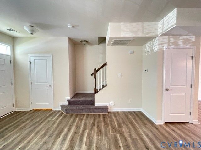 8107 Creekside Village Dr, Mechanicsville, VA 23111