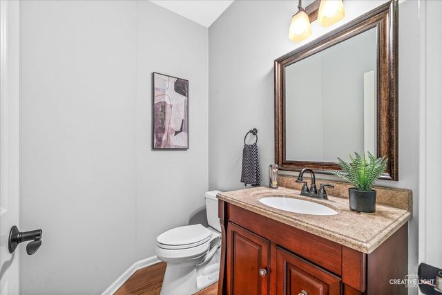 3811 Sunburst Lane, Naperville, IL 60564