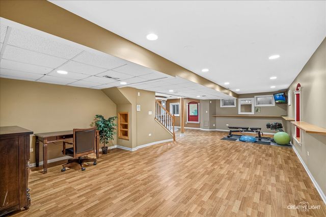 3811 Sunburst Lane, Naperville, IL 60564