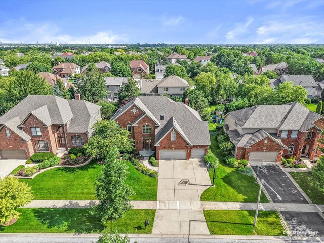 3811 Sunburst Lane, Naperville, IL 60564