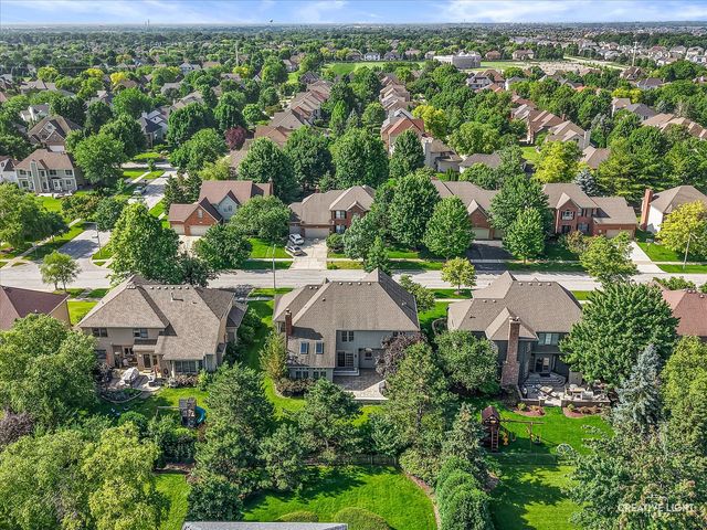 3811 Sunburst Lane, Naperville, IL 60564