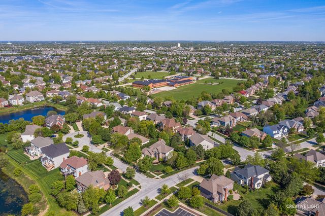 3811 Sunburst Lane, Naperville, IL 60564