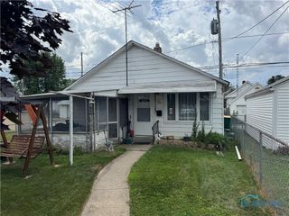 194 Elm Street, Rossford, OH 43460