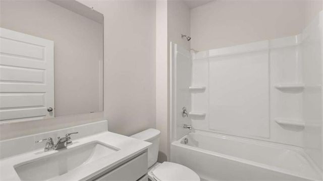 200 Friendship Oak Way, Hampton, GA 30228