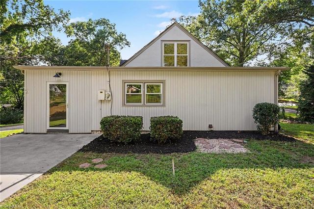 210 Stone Street, Thomasville, NC 27360