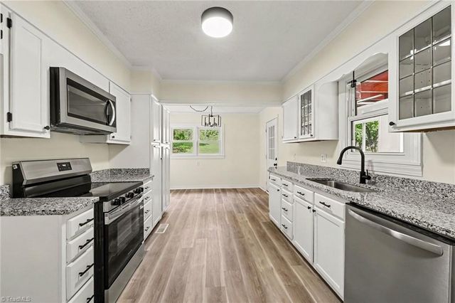 210 Stone Street, Thomasville, NC 27360