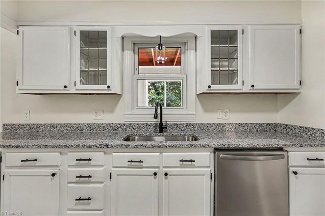 210 Stone Street, Thomasville, NC 27360