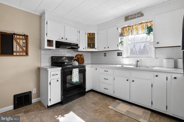 548 BELMONT ST, Pottstown, PA 19464