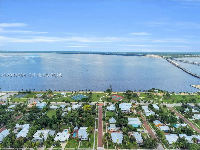 214 W Grace ST, Other, FL 33950