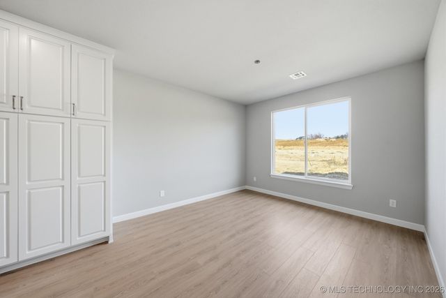 28019 E 107th Street S, Coweta, OK 74429