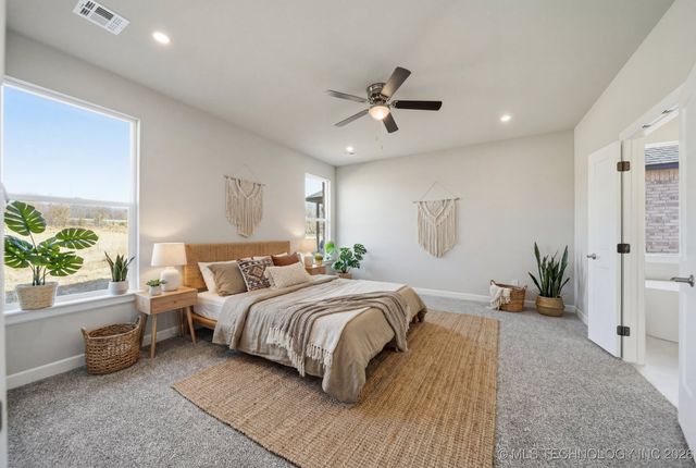 28019 E 107th Street S, Coweta, OK 74429