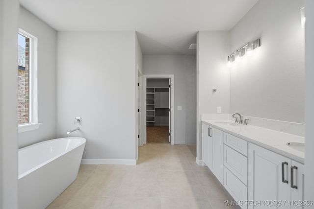 28019 E 107th Street S, Coweta, OK 74429