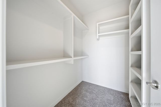 28019 E 107th Street S, Coweta, OK 74429