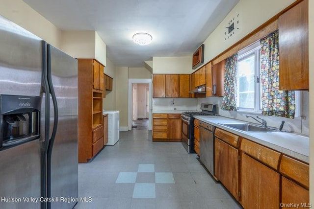 288 Washington Avenue, Kingston, NY 12401