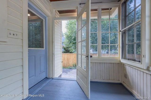 288 Washington Avenue, Kingston, NY 12401