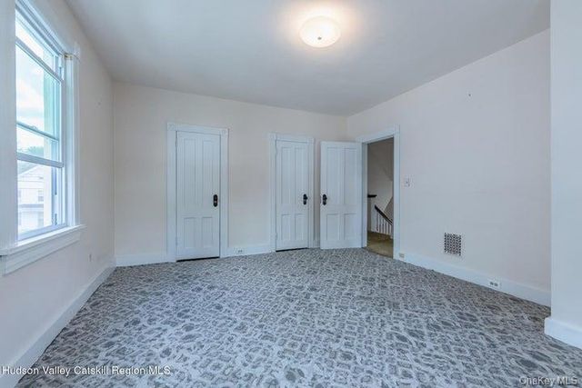 288 Washington Avenue, Kingston, NY 12401