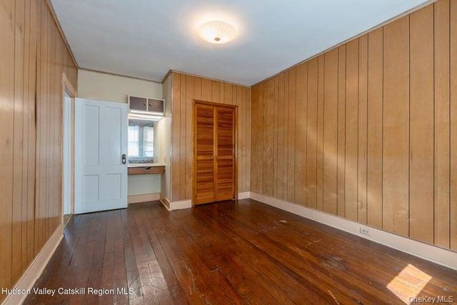 288 Washington Avenue, Kingston, NY 12401