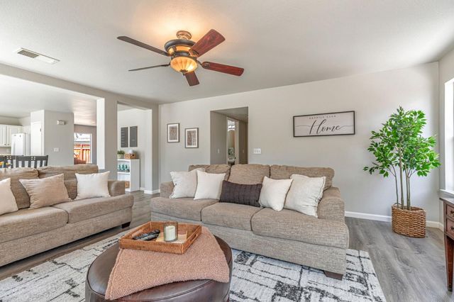 1770 Brentwood Court, Hollister, CA 95023