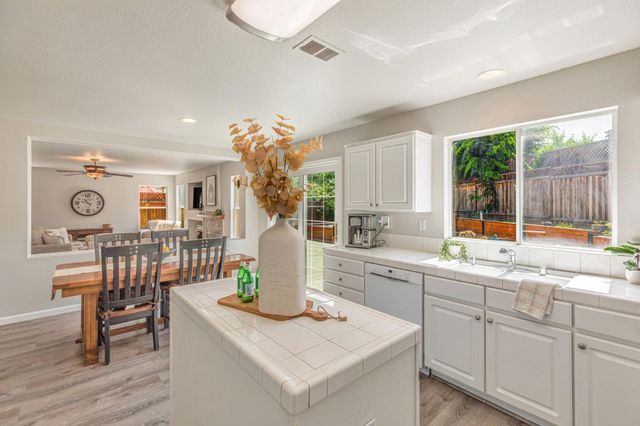 1770 Brentwood Court, Hollister, CA 95023