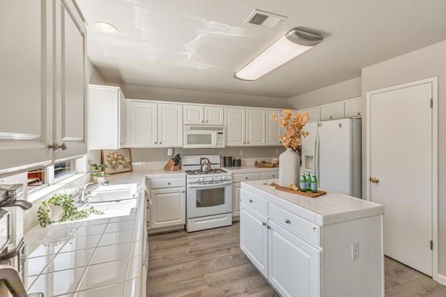 1770 Brentwood Court, Hollister, CA 95023