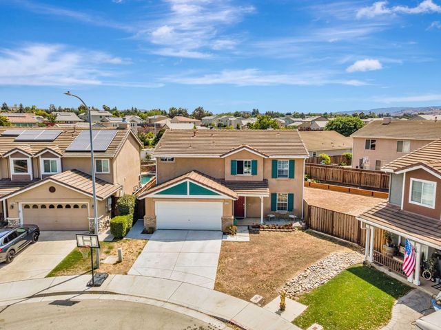 1770 Brentwood Court, Hollister, CA 95023