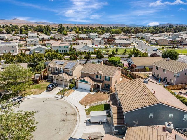 1770 Brentwood Court, Hollister, CA 95023
