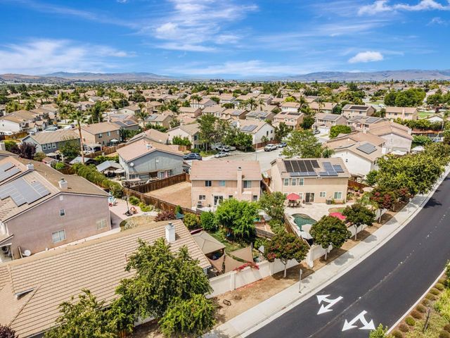 1770 Brentwood Court, Hollister, CA 95023