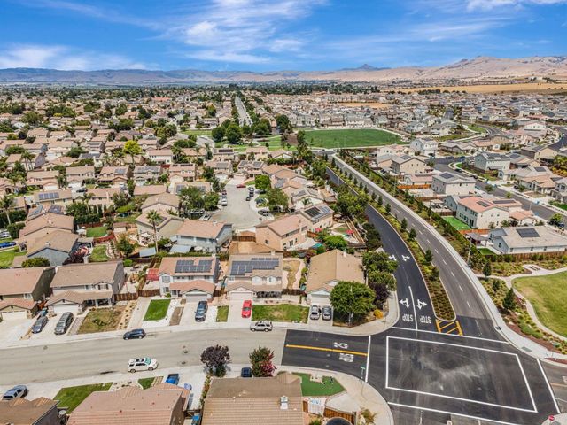 1770 Brentwood Court, Hollister, CA 95023